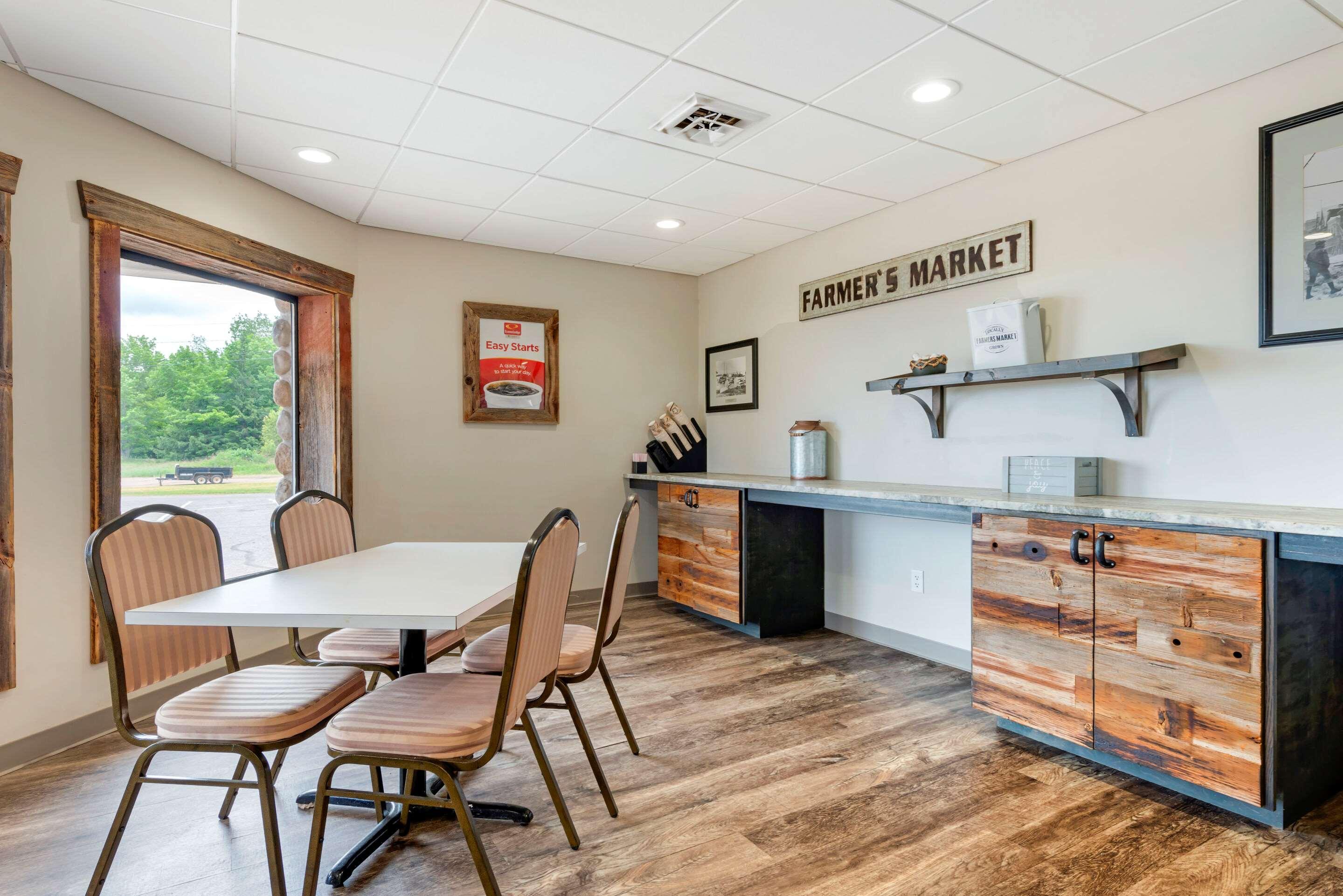 Econo Lodge Lakeview Marquette Dış mekan fotoğraf